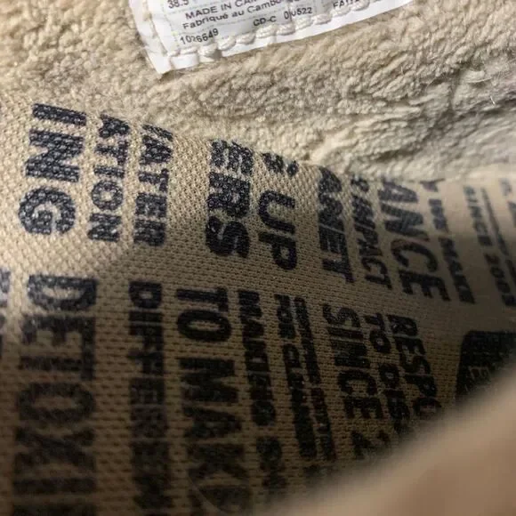 KEEN Velour or Faux Fur Howser III Slides Dark Earth Velour women’s Sz 8 - Picture 7 of 7